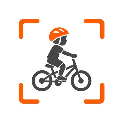 お子さまの全身と自転車全体を写すイメージ
